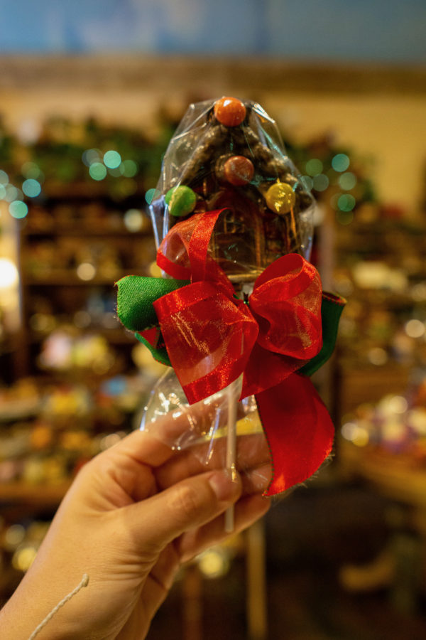 Gingerbread House Lolli - $3.30